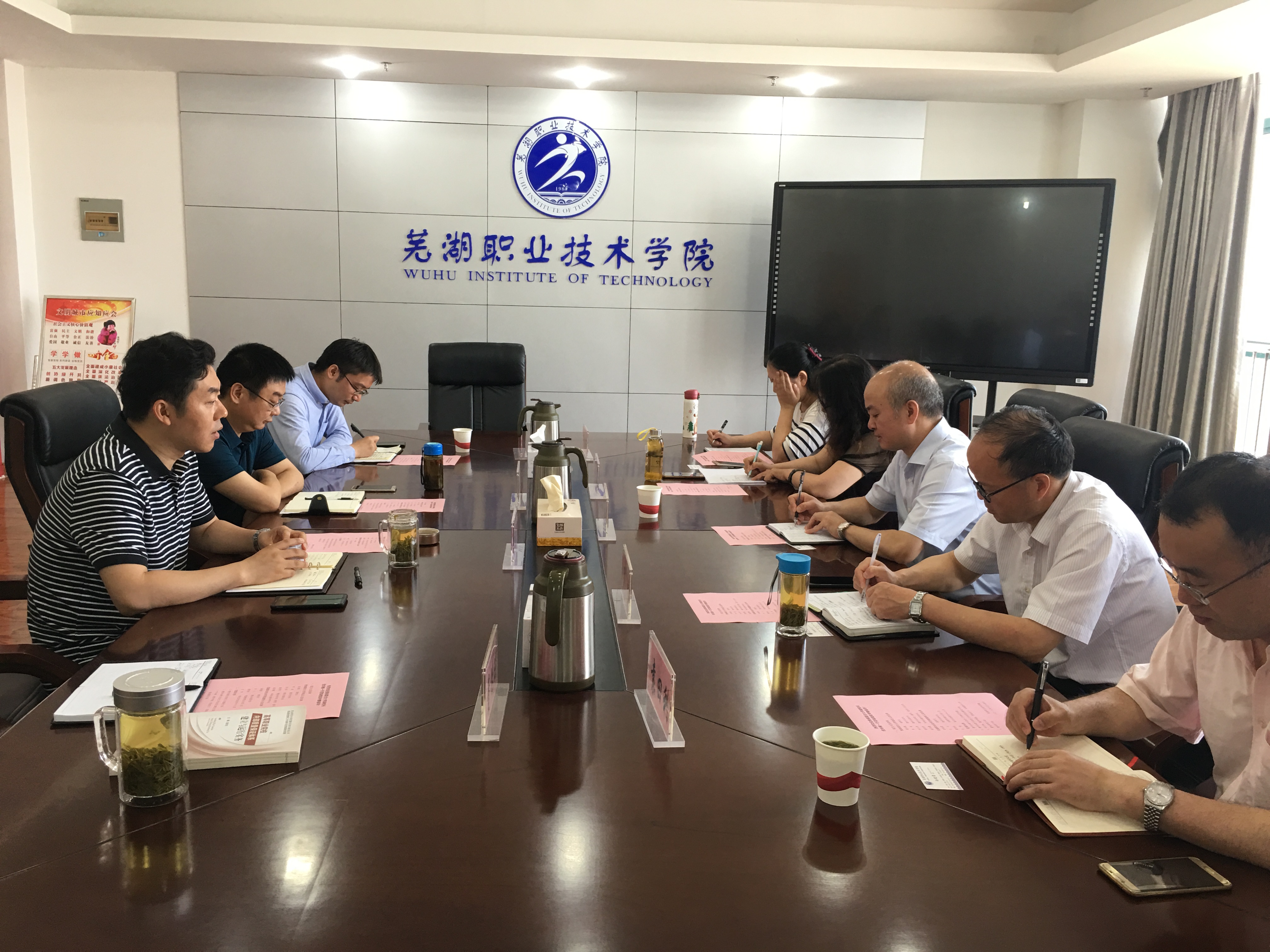 IMG_1886.JPG IMG_1886.JPG